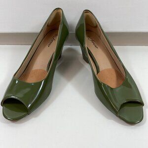 Forever Womens Olive Green Peep Toe Wedge Office Work Slip-On 2.5" Heel Size 10